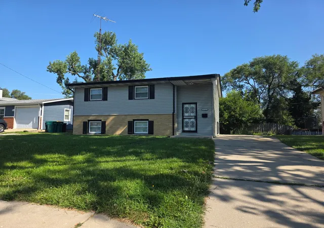 28th image of 2221 Francine Ave, Joliet, IL 60436 | MLS# 12724198