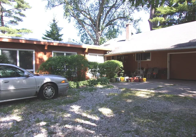 1st image of 3190 Landwehr Rd, Northbrook, IL 60062 | MLS# 12724216