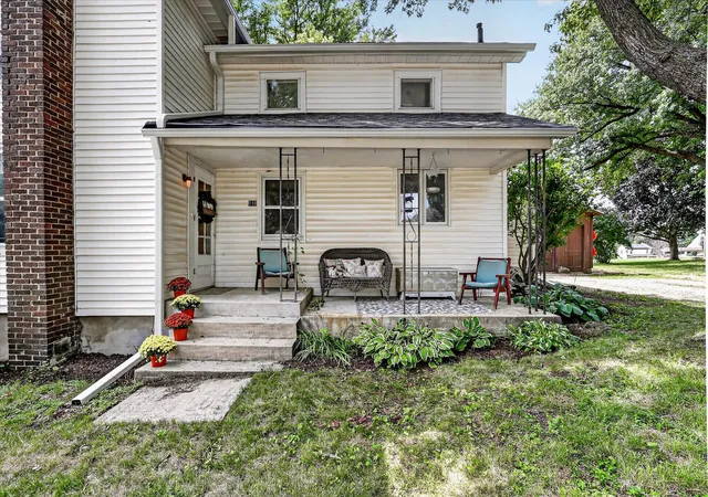 Photo 3 of Single family home for sale at 110 N Harrison St, Cedarville, IL 61013 | MLS# 12724218 | Listing updated on 2026-08-27