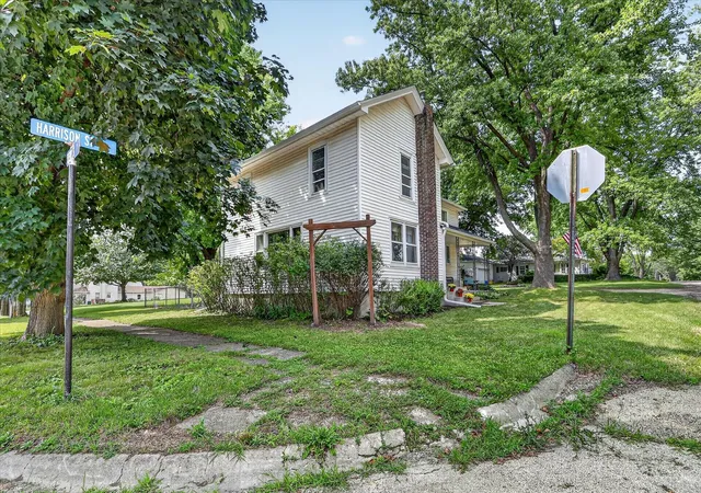 Photo 4 of Single family home for sale at 110 N Harrison St, Cedarville, IL 61013 | MLS# 12724218 | Listing updated on 2026-08-27