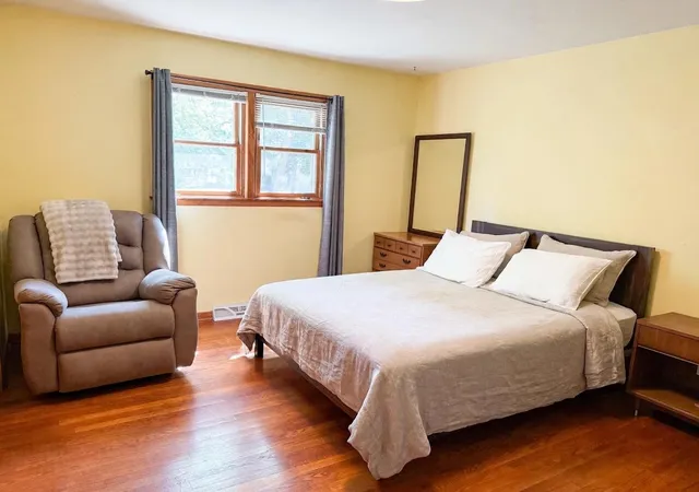 Photo 4 of Sale Pending at 2216 Jonathan Ave, Rockford, IL 61103 | MLS# 12724261 | Listing updated on 2026-08-30