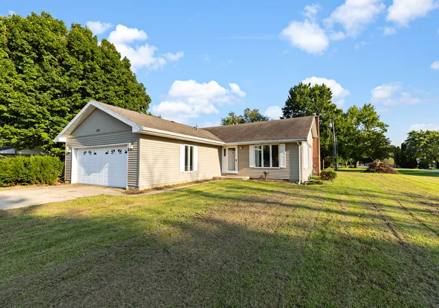 image of 1971 Fleming St, Watseka, IL 60970 | MLS# 12724397