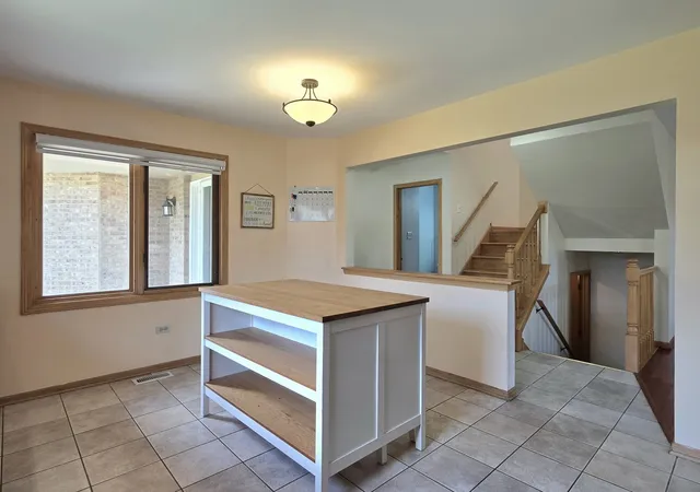 4th image of 7700 Northfield Ln, Tinley Park, IL 60487 | MLS# 12724410
