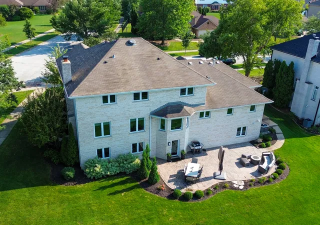 4th image of 10512 Louetta Ln, Orland Park, IL 60467 | MLS# 12724455