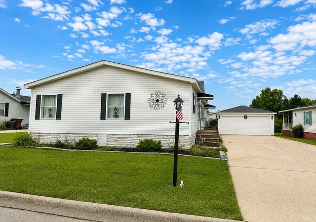 2nd image of 22700 S Foxfire Dr, Frankfort, IL 60423 | MLS# 12724487