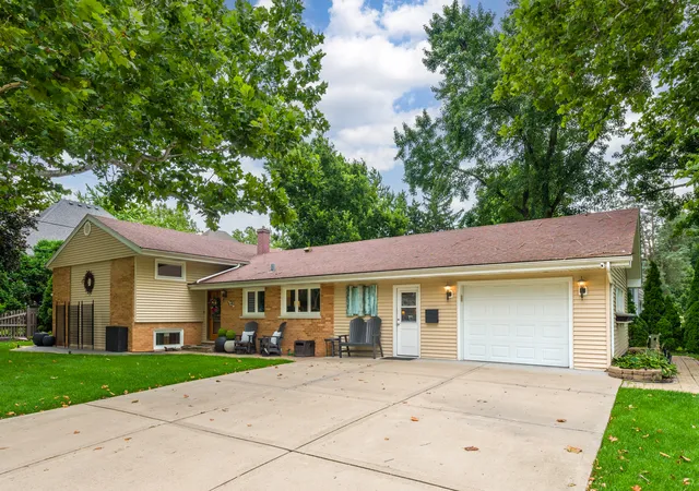 1st image of 220 E Hillside Rd, Naperville, IL 60540 | MLS# 12724560