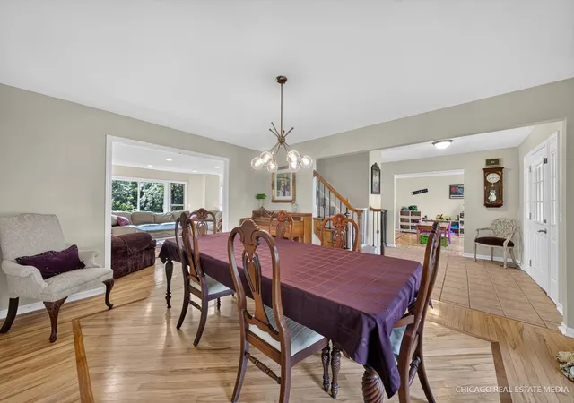 Photo 3 of Single family home for sale at 5n791 Ravine Dr, St. Charles, IL 60175 | MLS# 12724565 | Listing updated on 2026-08-25