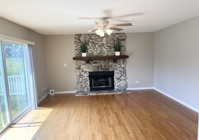 image of 1436 Bridgedale Rd, Crystal Lake, IL 60014 | MLS# 12724576