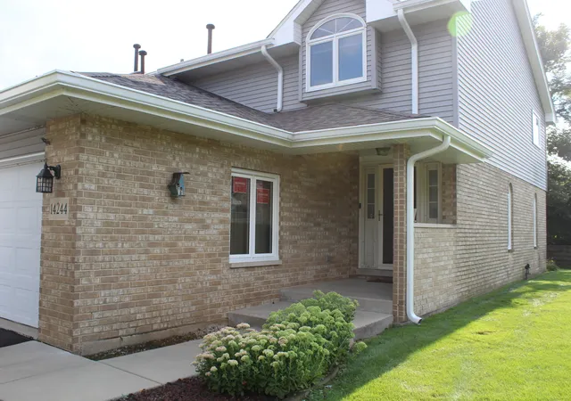 4th image of 14244 Brighton Ct, Orland Park, IL 60462 | MLS# 12724585