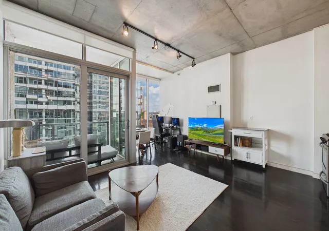 Photo 3 of Condo for sale at 1720 S Michigan Ave #704, Chicago, IL 60616 | MLS# 12724713 | Listing updated on 2026-09-01