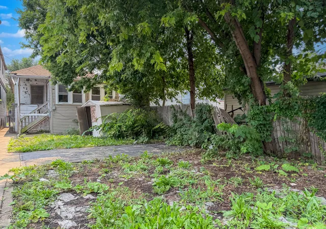 Photo 32 of Sale Pending at 4928 W Congress Pkwy, Chicago, IL 60644 | MLS# 12724742 | Listing updated on 2026-09-04