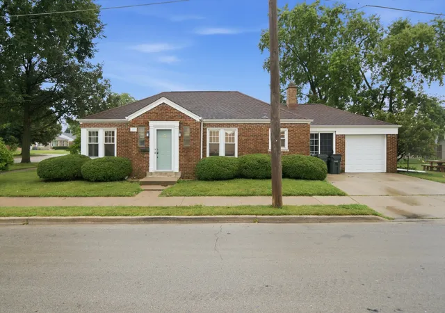 1st image of 4400 Madison Ave, Brookfield, IL 60513 | MLS# 12724744