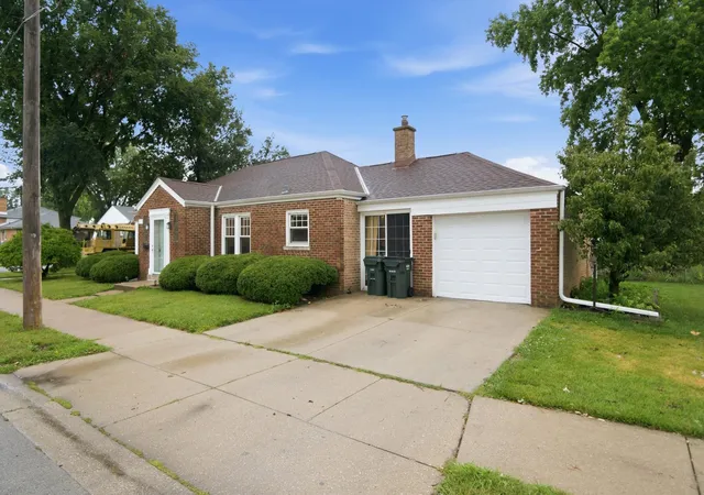 2nd image of 4400 Madison Ave, Brookfield, IL 60513 | MLS# 12724744