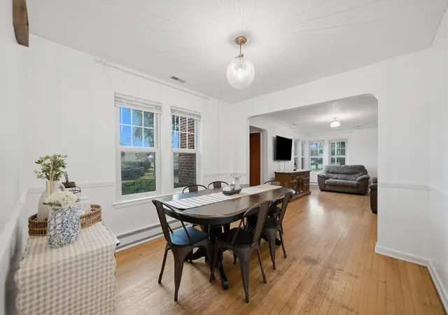 4th image of 4400 Madison Ave, Brookfield, IL 60513 | MLS# 12724744