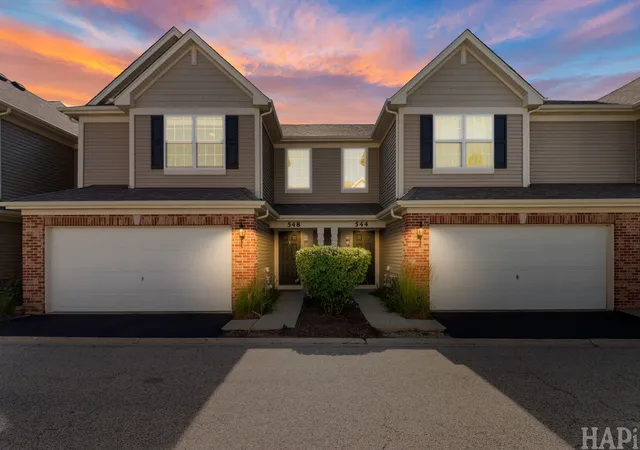 Photo 23 of Townhouse for sale at 548 Silverton Dr, Grayslake, IL 60030 | MLS# 12724836 | Listing updated on 2026-09-06