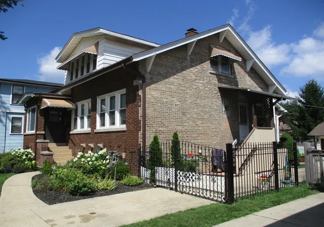 Photo 3 of Single family home for sale at 6421 Sinclair Ave, Berwyn, IL 60402 | MLS# 12724850 | Listing updated on 2026-09-27