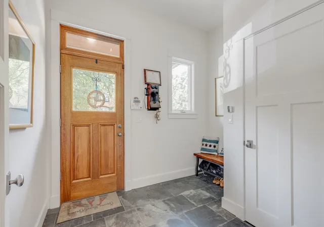 Photo 3 of Single family home for sale at 2347 N Geneva Ter, Chicago, IL 60614 | MLS# 12724964 | Listing updated on 2026-09-01