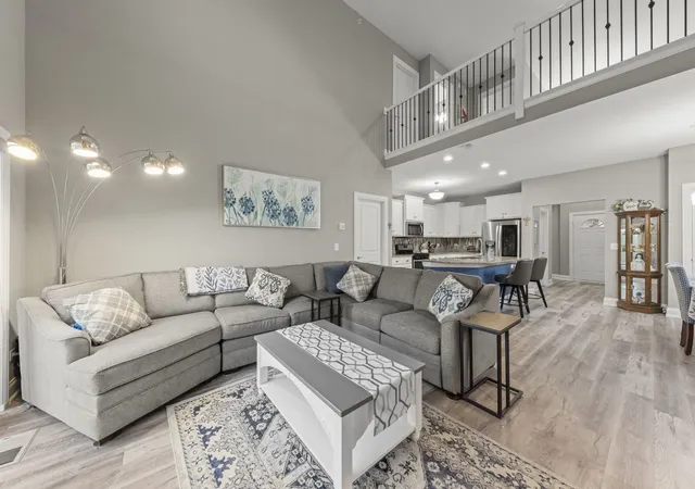 5th image of 9437 Parkwood Ln, Tinley Park, IL 60487 | MLS# 12725033