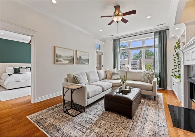 Photo 3 of Sale Pending at 4927 N Damen Ave #2F, Chicago, IL 60625 | MLS# 12725171 | Listing updated on 2026-08-31