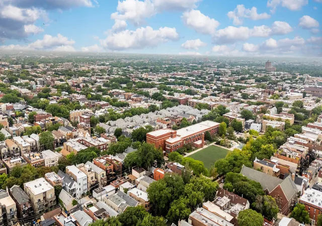 2nd image of 3248 N Seminary Ave, Chicago, IL 60657