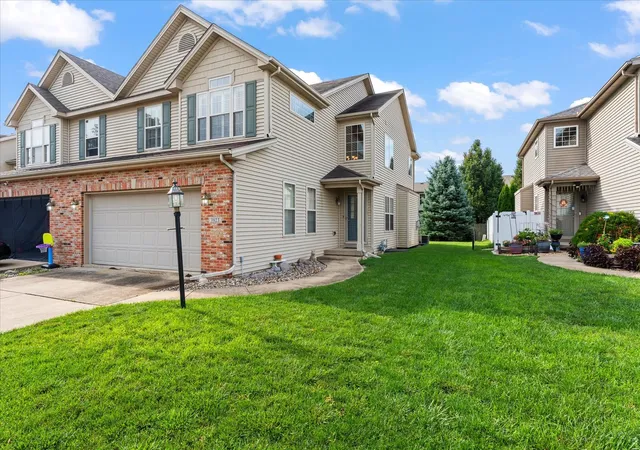 2nd image of 3923 Summer Sage Ct #3923, Champaign, IL 61822 | MLS# 12725245