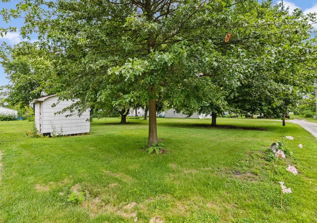 5th image of 104 S Maple St, Reddick, IL 60961 | MLS# 12725303