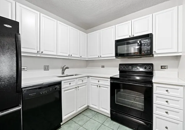 Photo 2 of Condo for sale at 440 N Mcclurg Ct #520, Chicago, IL 60611 | MLS# 12725367 | Listing updated on 2026-08-28