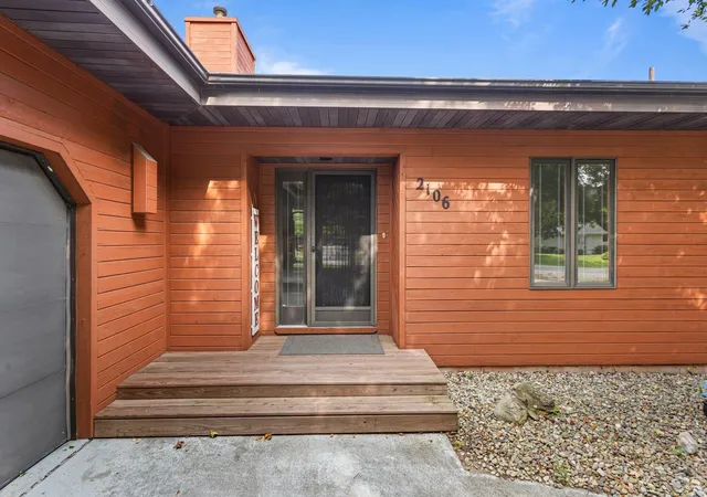 2nd image of 2106 Hagan Blvd, Urbana, IL 61801 | MLS# 12725487