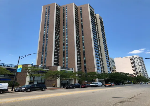 Townhouse for sale at 1850 N Clark St #2810, Chicago, IL 60614 | MLS# 12725495 | Listing updated on 2026-08-20