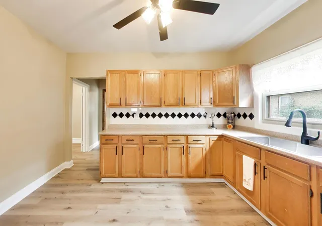 3rd image of 206 25Th Ave, Bellwood, IL 60104 | MLS# 12725503