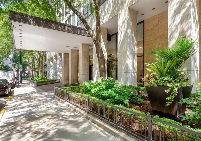 2nd image of 260 E Chestnut St #303, Chicago, IL 60611 | MLS# 12725535