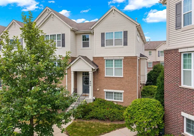 Photo 1 of Sale Pending at 400 Concord Ct, Morton Grove, IL 60053 | MLS# 12725554 | Listing updated on 2026-08-27