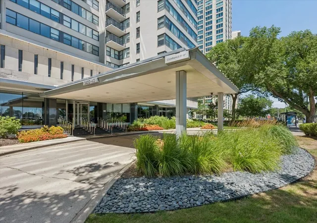 Photo 3 of Condo for sale at 3440 N Lake Shore Dr #5G, Chicago, IL 60657 | MLS# 12725565 | Listing updated on 2026-10-05
