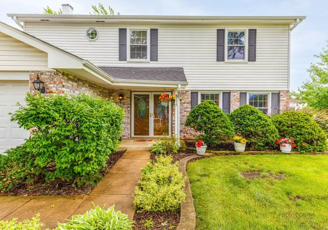 39th image of 815 Claridge Ct, Schaumburg, IL 60193 | MLS# 12725639
