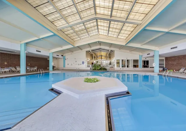 2nd image of 4000 Triumvera Dr, Glenview, IL 60025