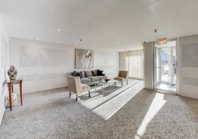 4th image of 4000 Triumvera Dr, Glenview, IL 60025