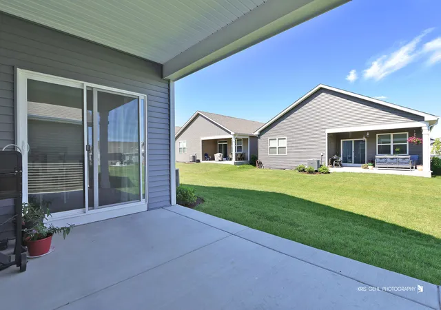 Photo 13 of Single family home for sale at 2285 Tupelo Way, Wonder Lake, IL 60097 | MLS# 12725670 | Listing updated on 2026-08-30