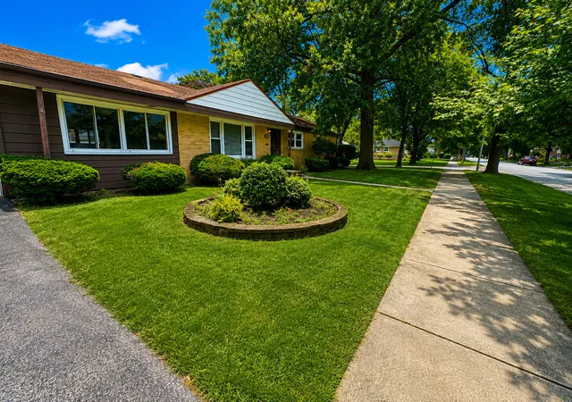 2nd image of 21317 S Jeffrey Dr, Matteson, IL 60443 | MLS# 12725767