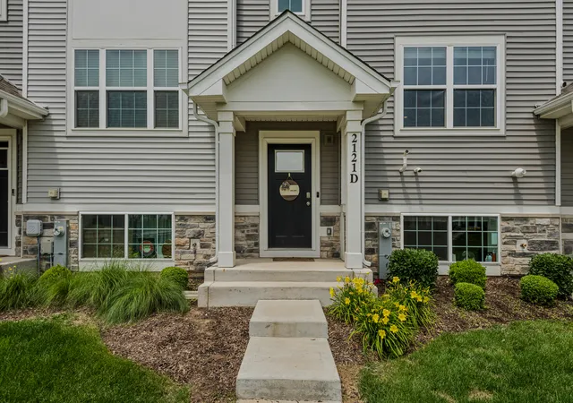 2nd image of 2121 Sassafras Wy #D, Wonder Lake, IL 60097 | MLS# 12725867