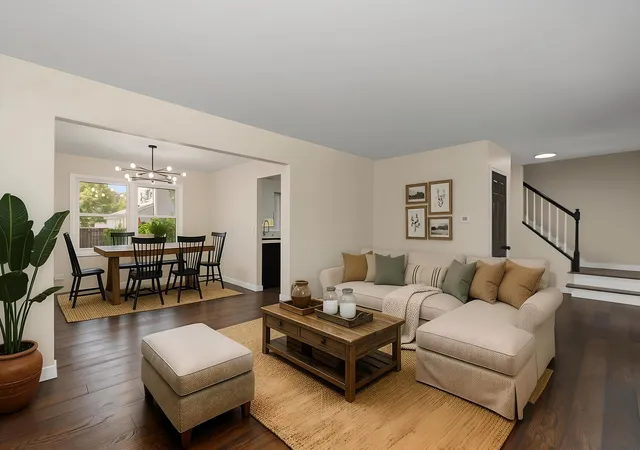 Photo 3 of Single family home for sale at 5 Keswick Ln, Vernon Hills, IL 60061 | MLS# 12725943 | Listing updated on 2026-09-02