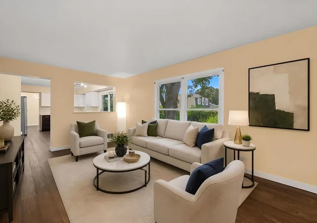 Photo 5 of Single family home for sale at 5 Keswick Ln, Vernon Hills, IL 60061 | MLS# 12725943 | Listing updated on 2026-09-02