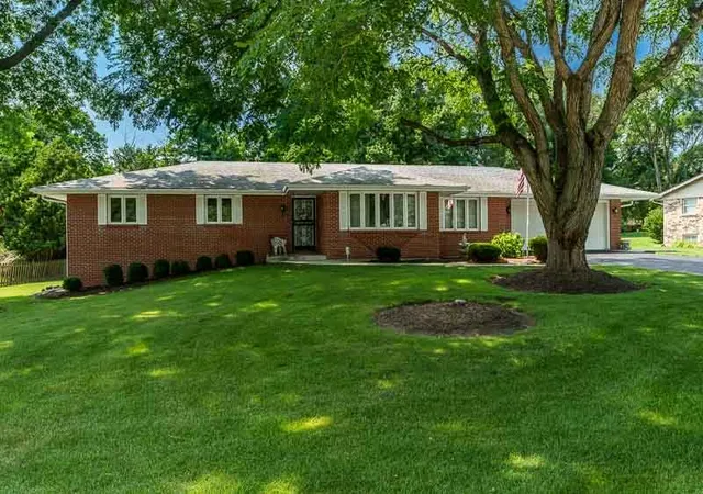 2nd image of 1441 Chokecherry Dr, Rockford, IL 61108 | MLS# 12725989