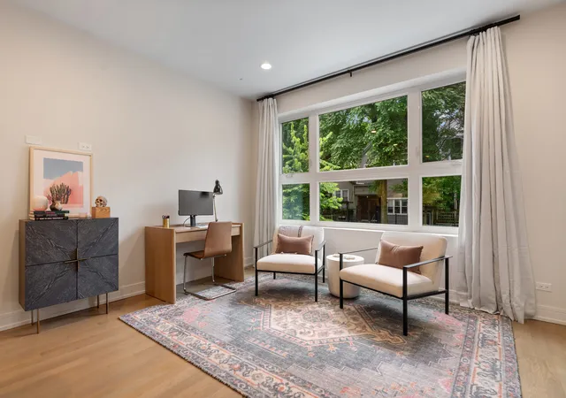Listing Photo 4 - Condo for sale in building located at 3026 W Lyndale St, Chicago, IL 60647 - Unit #1