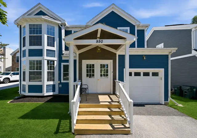 Photo 1 of Single family home for sale at 950 W Colfax St, Palatine, IL 60067 | MLS# 12726098 | Listing updated on 2026-09-01