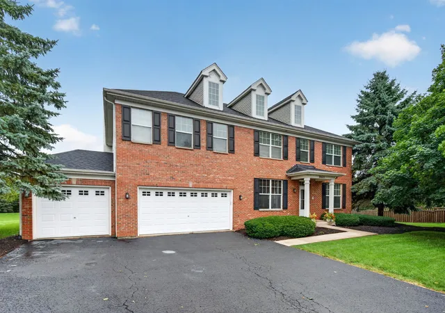 2nd image of 26602 Grande Poplar Ct, Plainfield, IL 60585 | MLS# 12726147