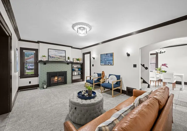 Photo 4 of Sale Pending at 2914 25th Avenue, Moline, IL 61265 | MLS# 12726364 | Listing updated on 2026-09-03