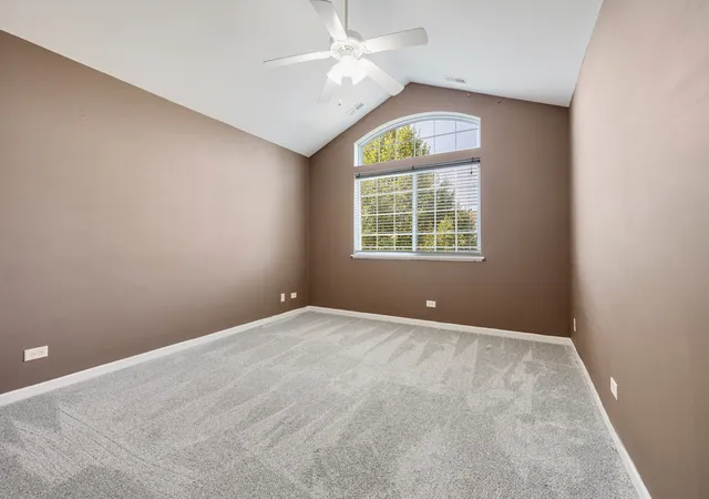 3rd image of 11970 Brunschon Ln, Huntley, IL 60142 | MLS# 12726453