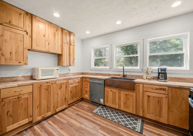 Photo 2 of Single family home for sale at 710 S 2nd Street, Oregon, IL 61061 | MLS# 12726531 | Listing updated on 2026-09-01