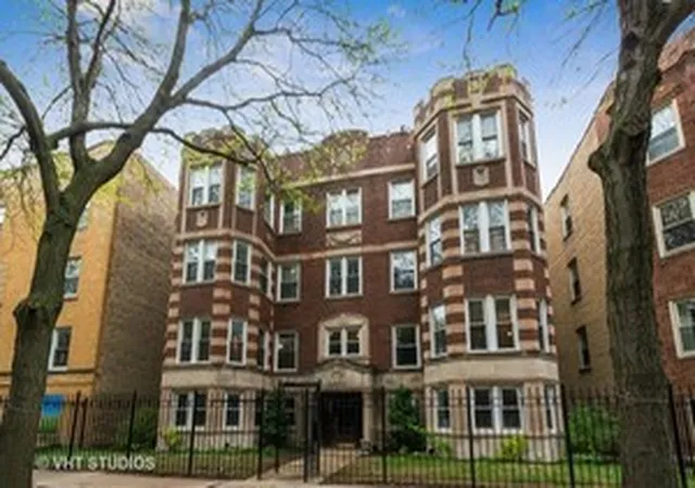 1st image of 844 W Agatite Ave #2W, Chicago, IL 60640 | MLS# 12726586