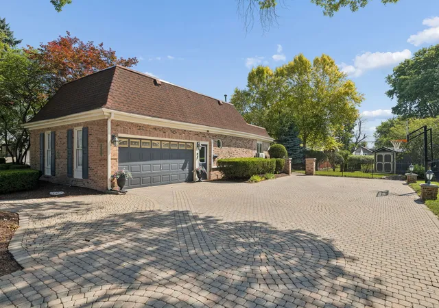 Photo 3 of Single family home for sale at 1578 Bucklin St, Lasalle, IL 61301 | MLS# 12726705 | Listing updated on 2026-08-21